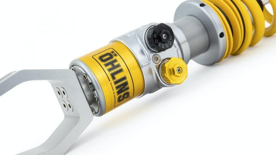 audi-r8-auv-mt00-front-5-low-5d011b04e4f94.jpg